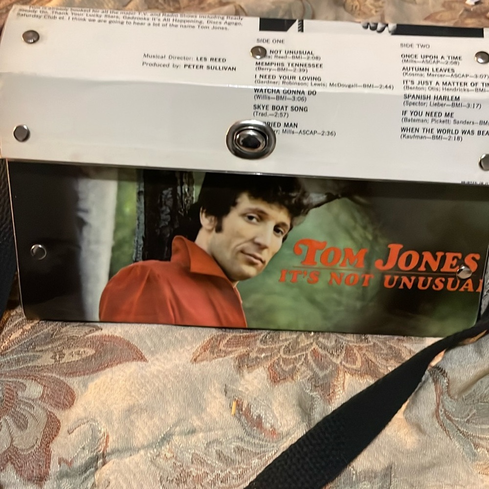 Tom Jones it’s not unusual purse